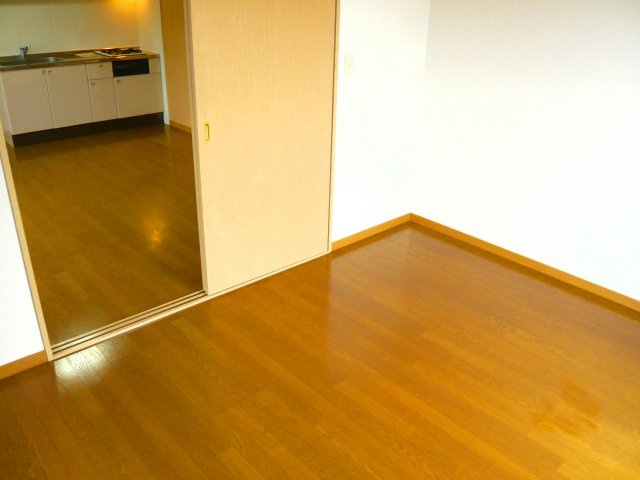 レオパレスNIIBORIの寝室|画像9