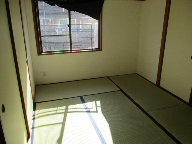 大阪市東淀川区上新庄２丁目のマンション