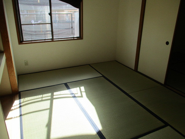 大阪市東淀川区上新庄２丁目のマンション