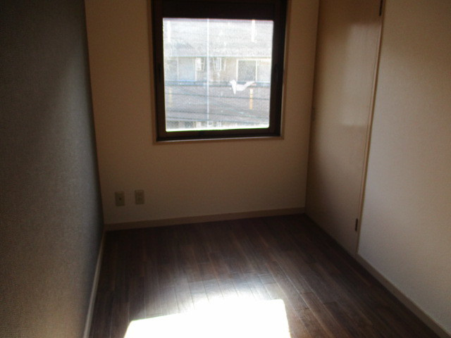 大阪市東淀川区上新庄２丁目のマンション
