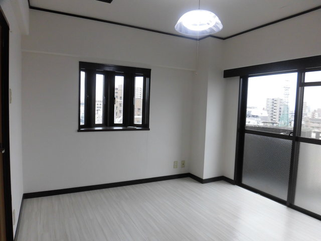 大阪市東淀川区上新庄２丁目のマンション