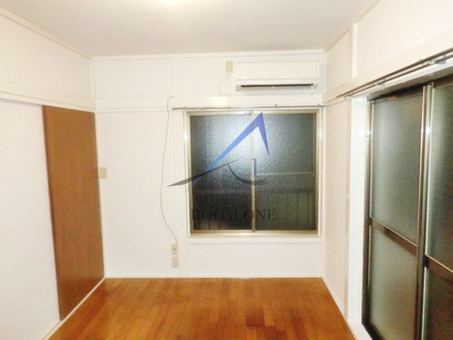 中野戸建の居間・リビング|洋室のお部屋です。