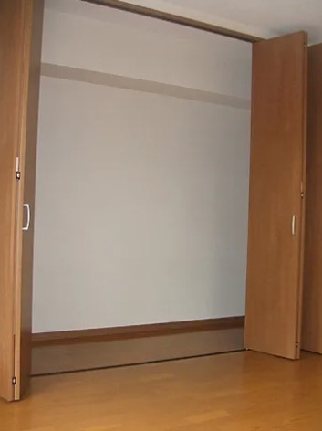 中野区弥生町２丁目の賃貸マンションの収納