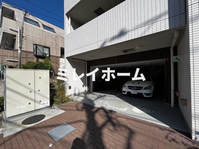ステージグランデ蒲田Ⅱの駐車場