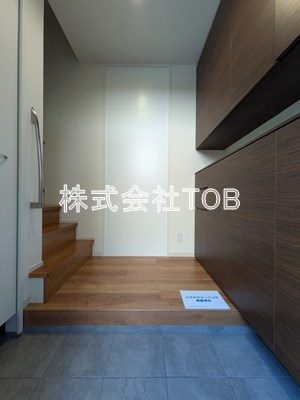 【玄関】 | 久我山戸建2階-定期借家2年-