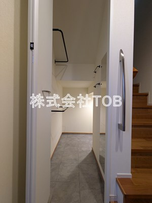 【内装】 | 久我山戸建2階-定期借家2年- | 備蓄庫
