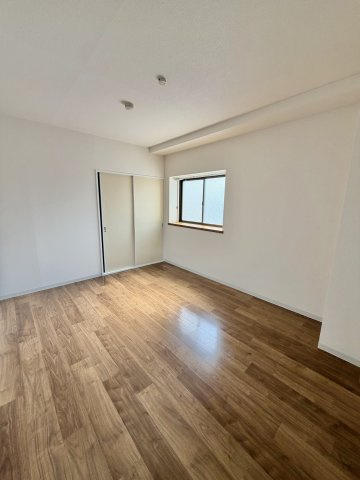 辰巳町セピア館の寝室
