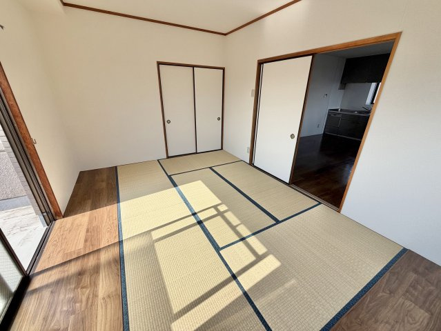 辰巳町セピア館の和室