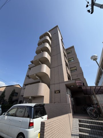 辰巳町セピア館の外観