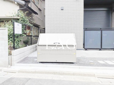 【その他共用部分】 | イクシオ本木東町 | 敷地内ゴミ捨て場です。