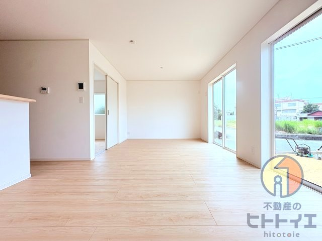 新築建売)八女市室岡の居間・リビング