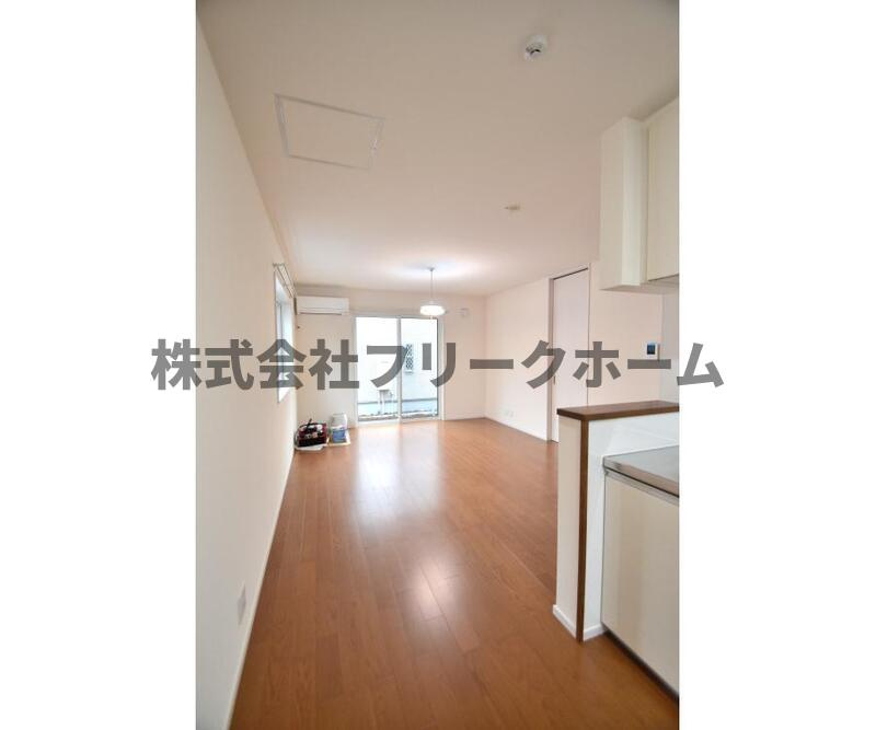 武蔵野市境１丁目の一戸建ての居間・リビング