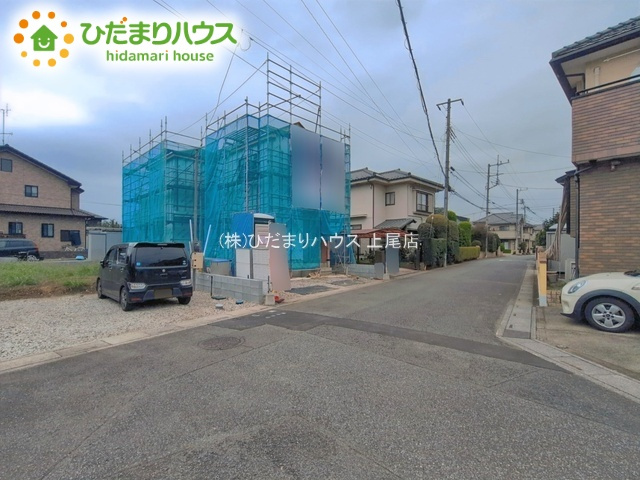 上尾市上32期　新築戸建　グラファーレ01の前面道路含む現地写真|10/5　撮影