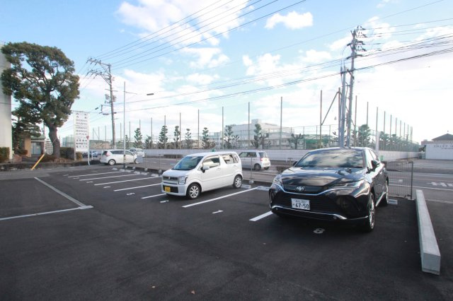 【駐車場】 | スクエアパレスⅢ