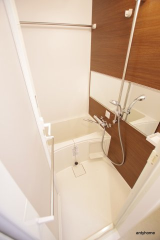 スプランディッド難波SOUTH 仲介手数料無料の浴室