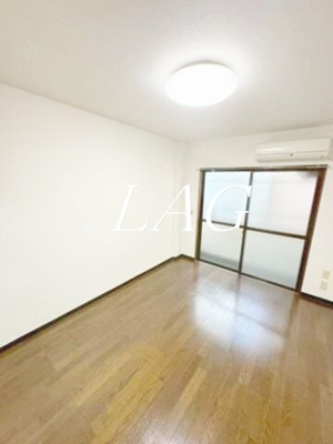 【居間・リビング】 | メゾン田中 | 洋室のお部屋です。