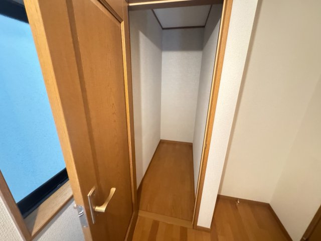 堺市西区鳳南町5丁 中古戸建の収納