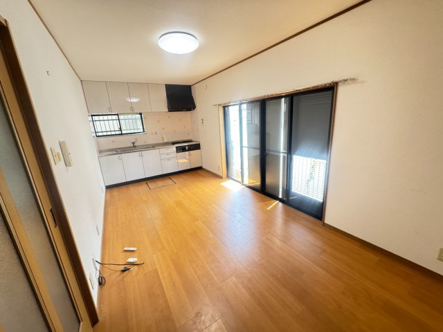 堺市西区鳳南町5丁 中古戸建の居間・リビング
