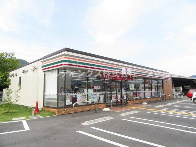 アヴァンティ黒井の周辺|セブンイレブン 春日黒井店まで750m