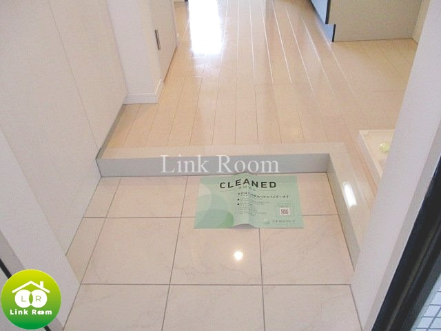 ライジングプレイス両国二番館の玄関