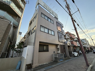 レヂデンス夙川の外観
