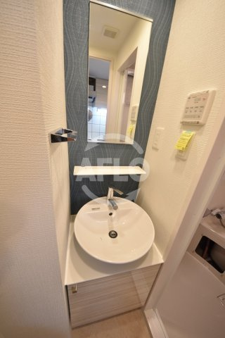 エスリード九条スタシオンの独立洗面台|エスリード九条スタシオン　ボウル型独立洗面化粧台