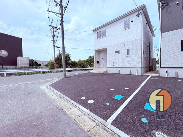 新築建売)八女市室岡の駐車場