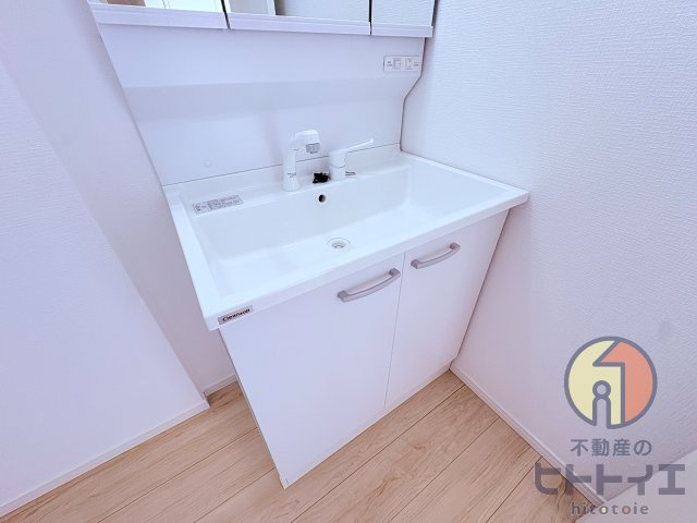 新築建売)八女市室岡の独立洗面台