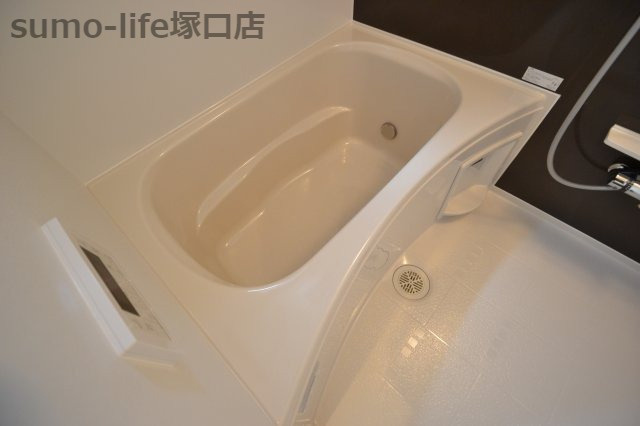 ラフリーデの浴室