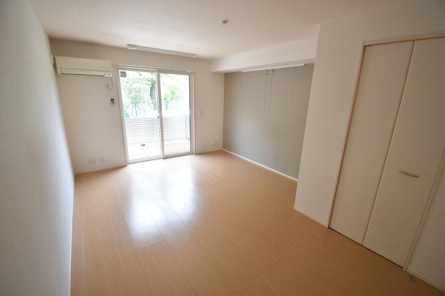 D-room名神町の内装
