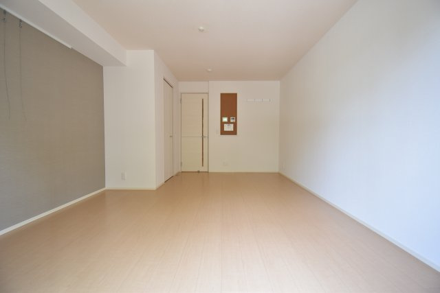 D-room名神町の内装
