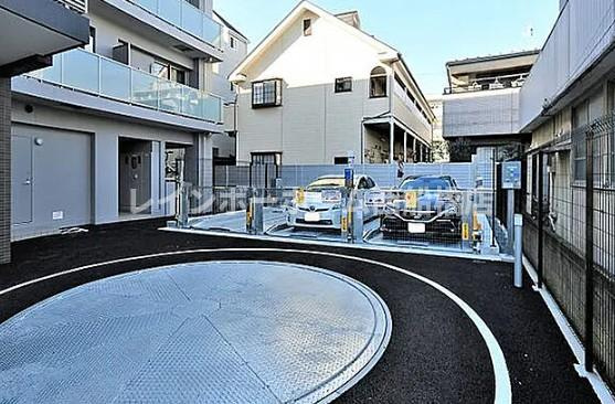 セレサ市川行徳の駐車場