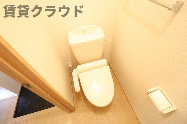 第８須賀ハイツのトイレ|シンプルで使いやすいトイレです