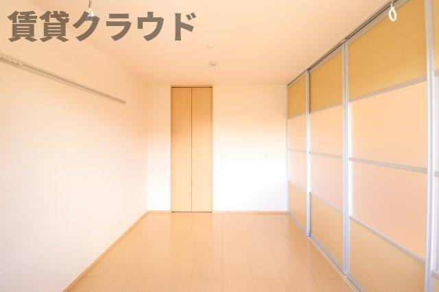 第８須賀ハイツの寝室|使い勝手のいい寝室です