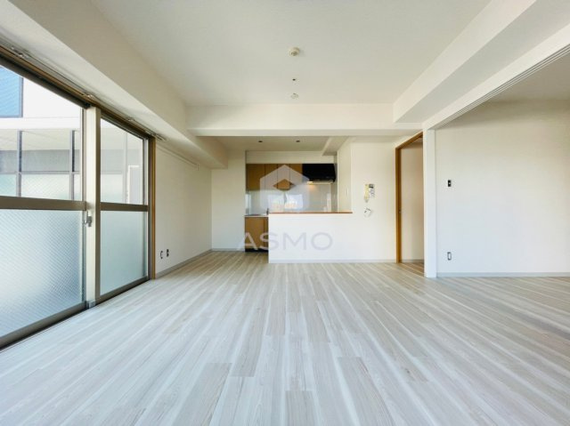 【居間・リビング】 | フォレステージュ谷町 | 同マンション参考写真