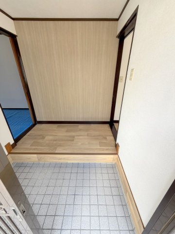 広島市安佐北区可部町大字勝木の一戸建ての玄関