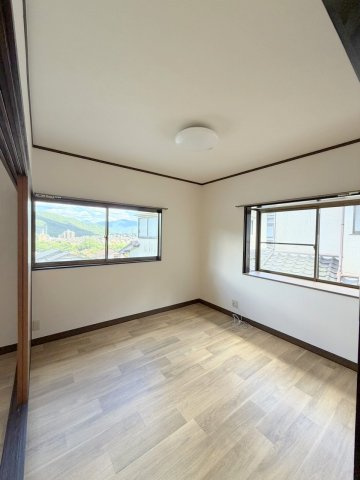 広島市安佐北区可部町大字勝木の一戸建ての居間・リビング