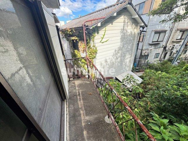 南清水貸家のバルコニー