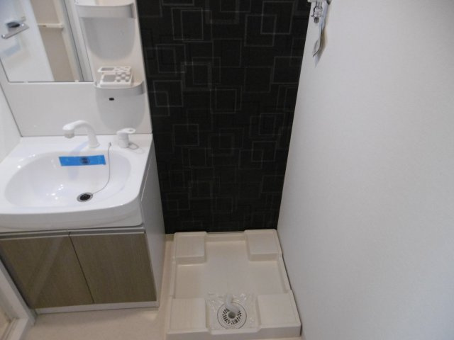 Ｍ－ＲＥＳＩＤＥＮＣＥ新大阪Ｇａｒｄｅｎの洗面所
