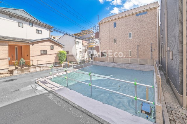 【外観】 | 文京区白山2丁目、解放感あふれる角地で叶える理想のプランと快適な都心ライフの新提案！