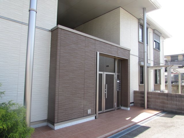 Maison桜、宝塚のエントランス