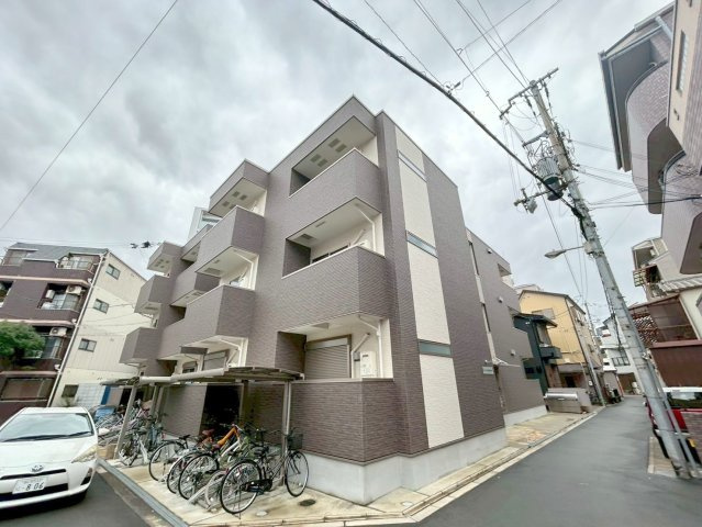 フジパレス下新庄駅東１番館の外観