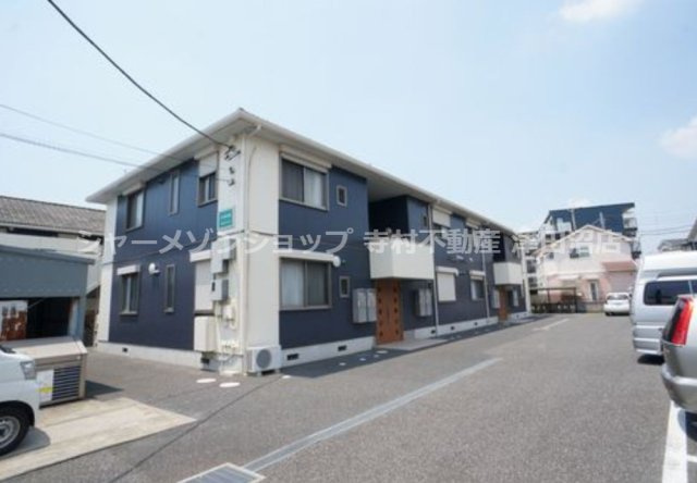 イーグル山手の外観