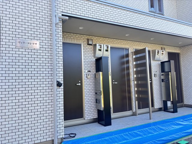 ヴィラ・コレマサのエントランス