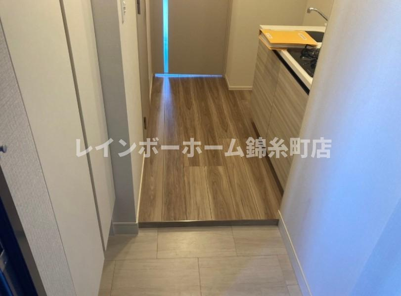 CREALpremier大島の玄関