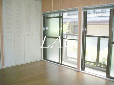 【居間・リビング】 | キャニオンマンション加賀町第二 | 洋室のお部屋です。