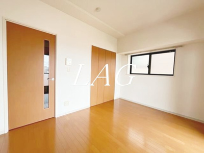 【居間・リビング】 | クレアーレ | 洋室のお部屋です。