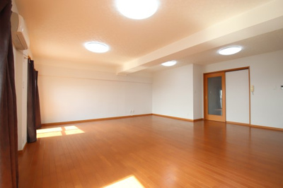 【居間・リビング】 | 泉北若松台ＡＢ住宅　B号棟