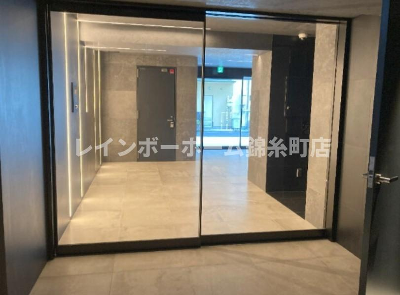 CREALpremier大島のエントランス
