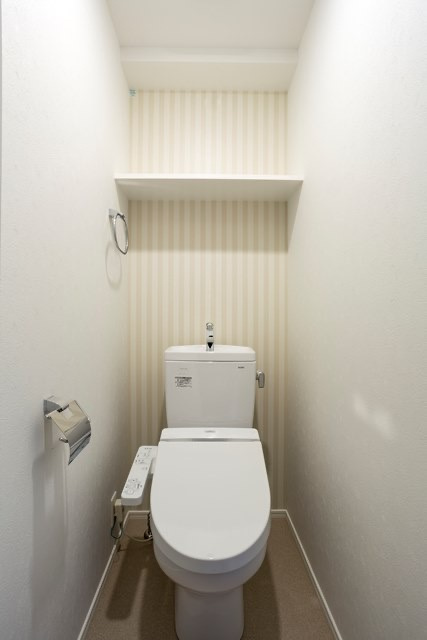 新品家具付きマンション築港本町8A(KaGood福岡)のトイレ
